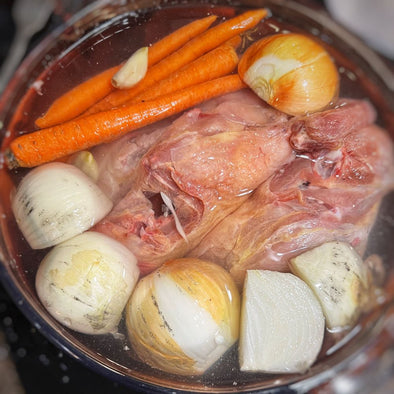 Easy, Tasty, and Nutrious Homemade Chicken Bone Broth